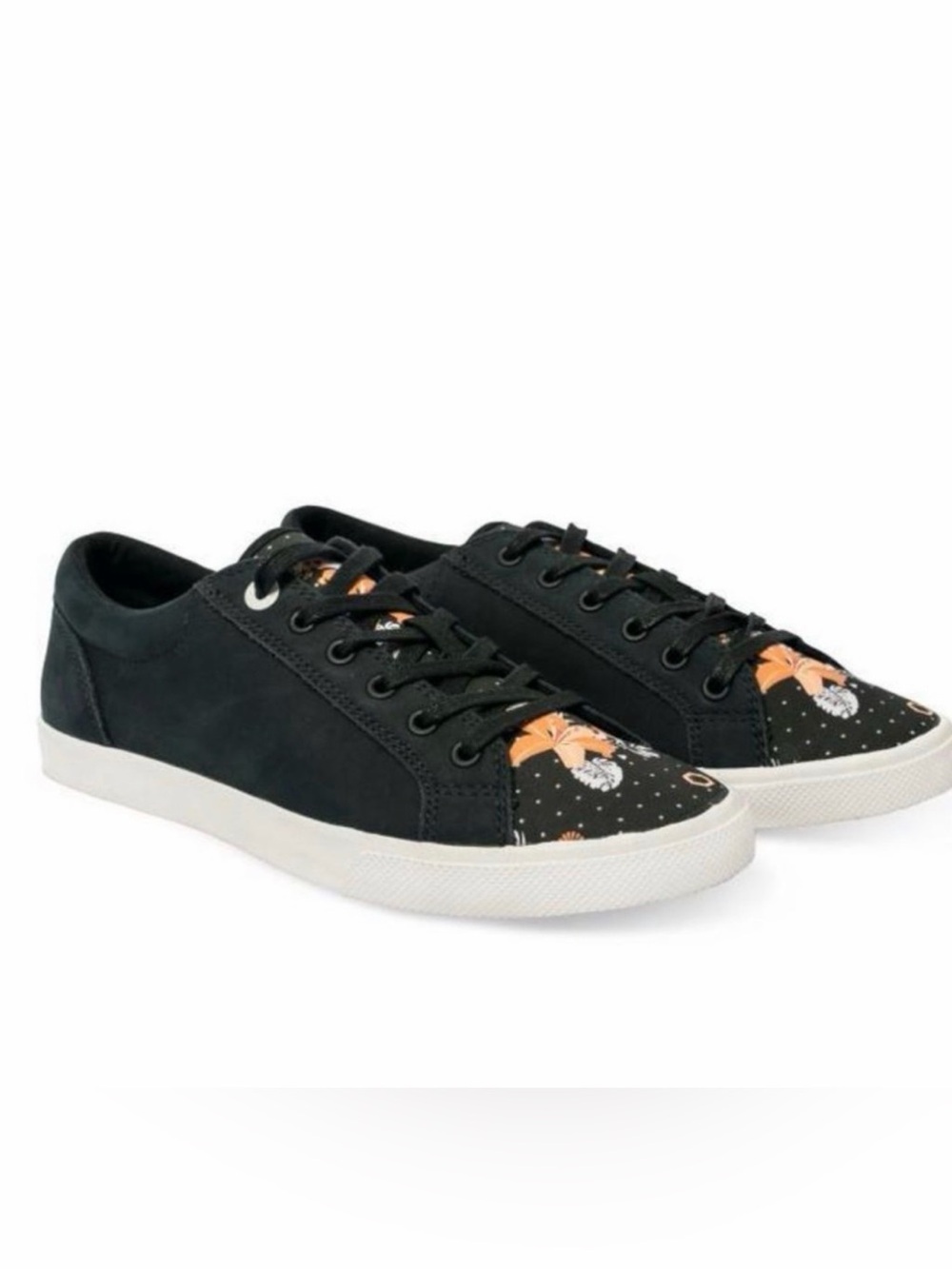 Bucket Feet Floral Artistry Sneakers Size 10